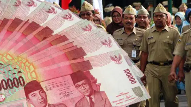 Dapat THR dan Gaji ke-13, PNS Diminta Tingkatkan Kinerja