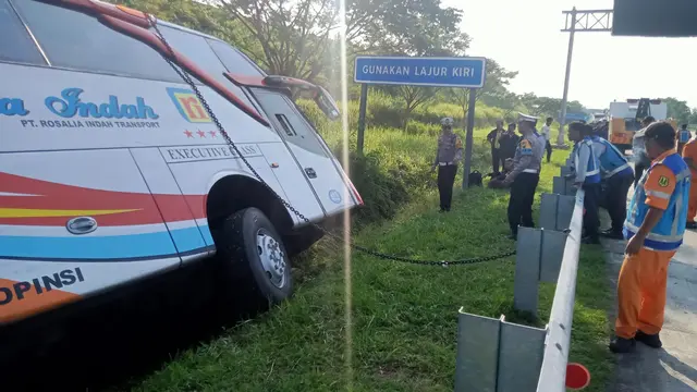 MEGABERITA - Jadi Tersangka, Sopir Bus Rosalia Indah yang Tewaskan 7 Penumpang Terancam 6 Tahun Penjara